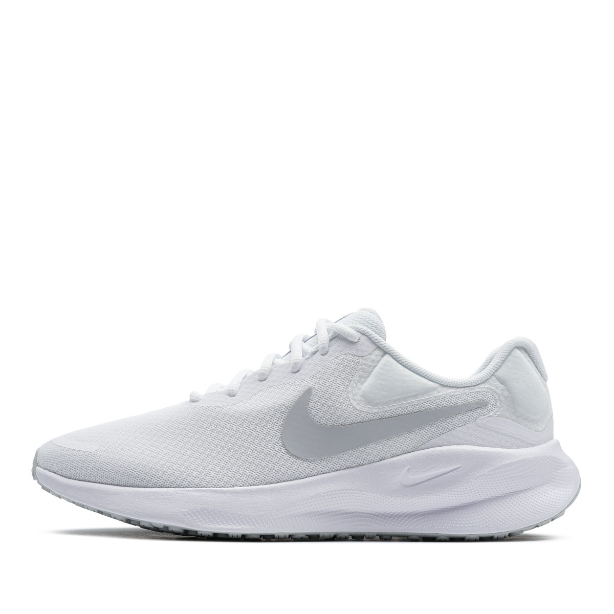 Nike Revolution 7